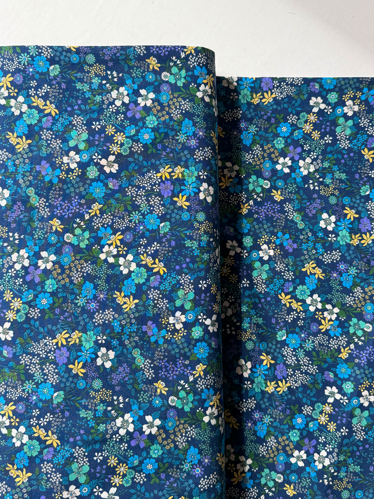 Apron Floral / Blue